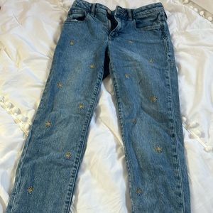 I’m selling pants that have flowers on them